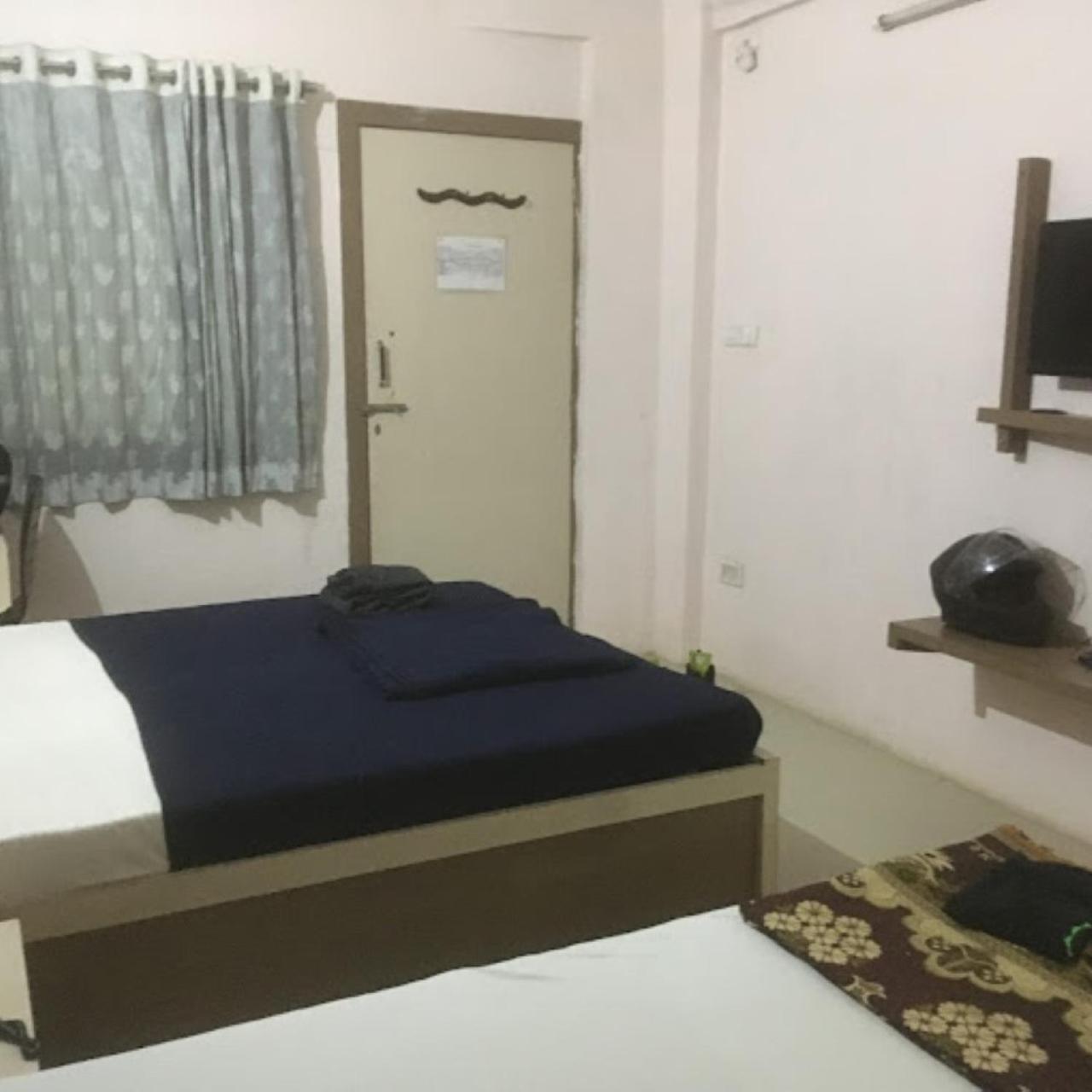 Divya Jyot Residency Bhuj Exterior foto