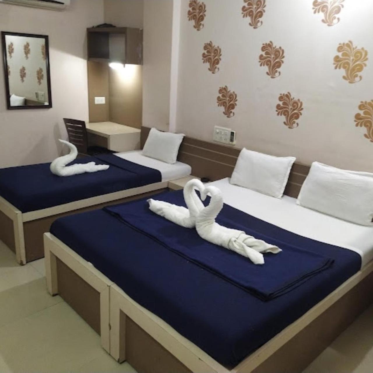 Divya Jyot Residency Bhuj Exterior foto
